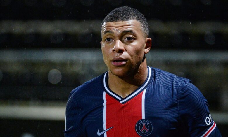 Mbappe denies rumours of January move to another club
