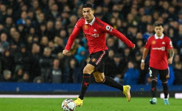 Ronaldo close to leaving Manchester United